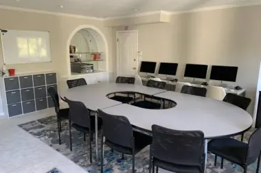 The facilities at Paradigm Treatment - Teen & Young Adult Mental Health in San Rafael, CA 3